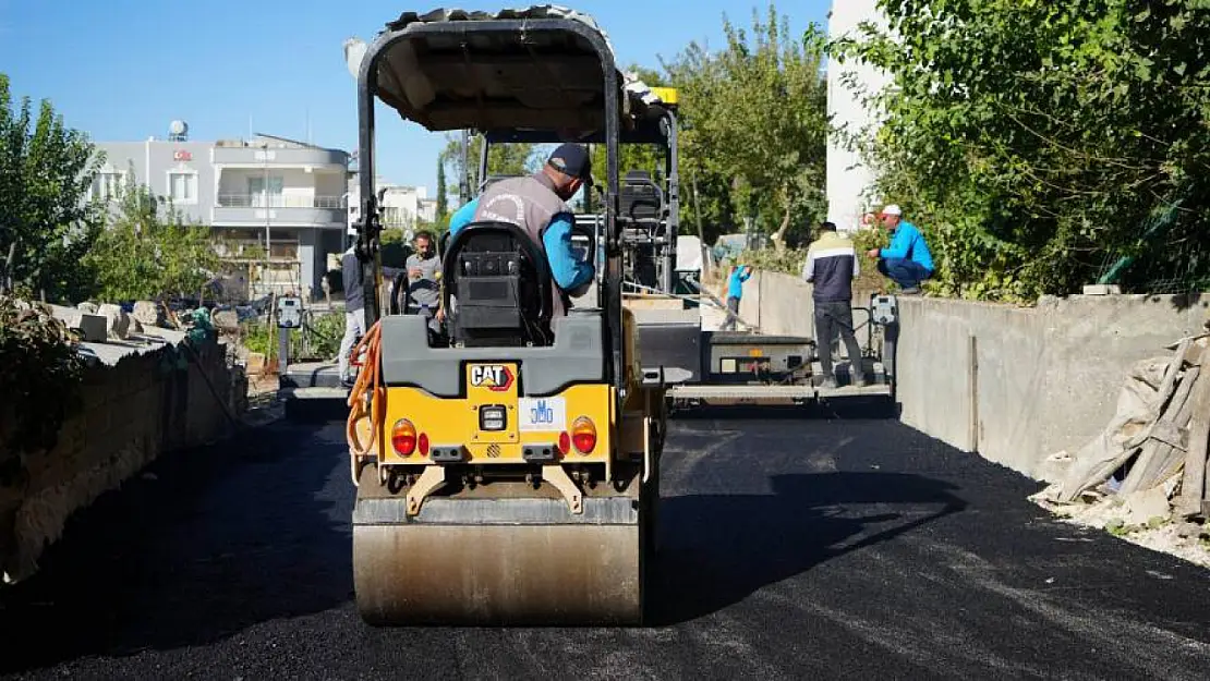 Adıyaman'da 6 ayda 70 bin ton asfalt serimi yapıldı