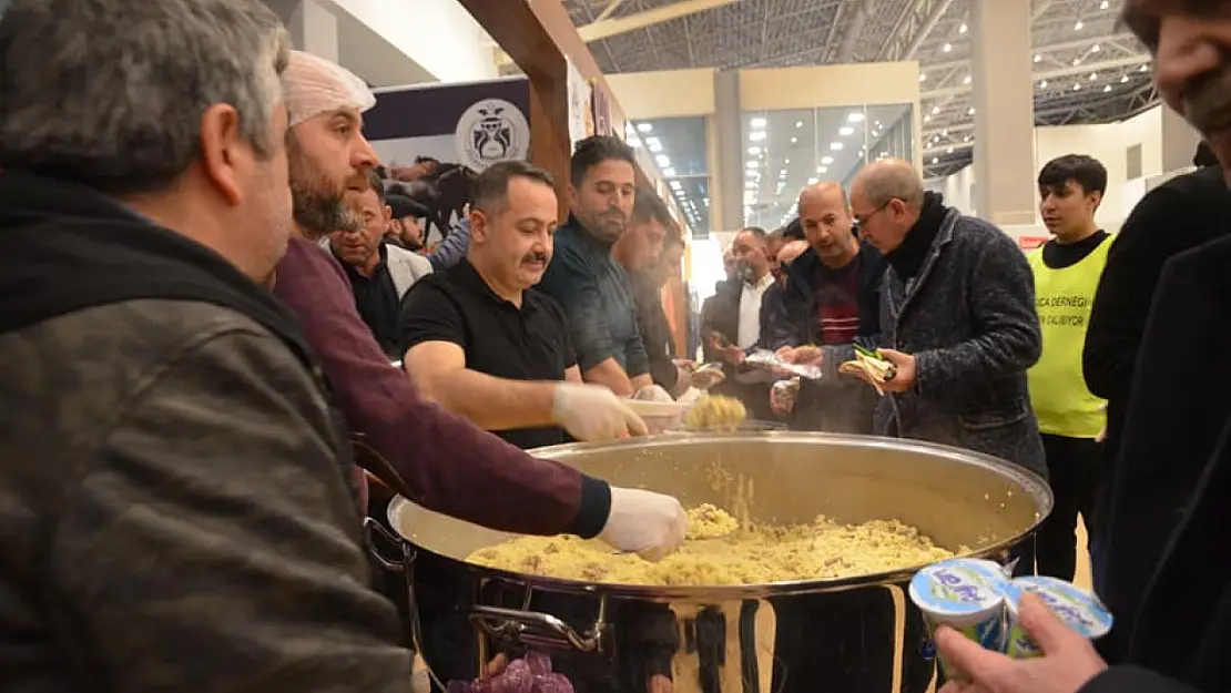 Akçadağ Belediyesi Malatya Tanıtım Günlerinin Hakkını Verdi