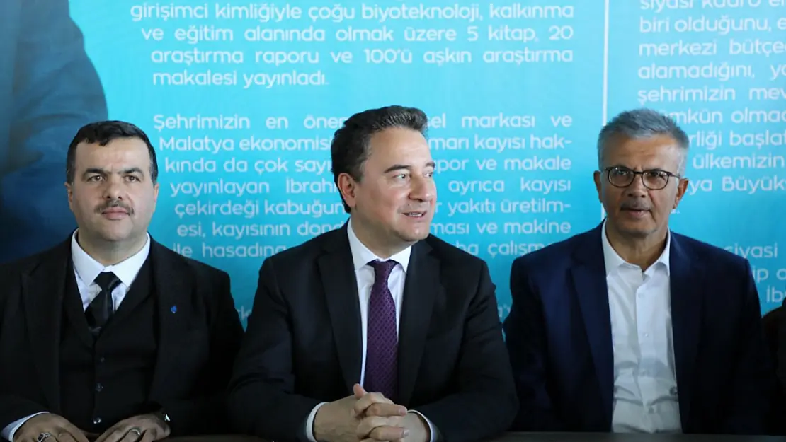 Ali Babacan'dan Bağımsız Başkan Adayı Gezer'e Destek Ziyareti