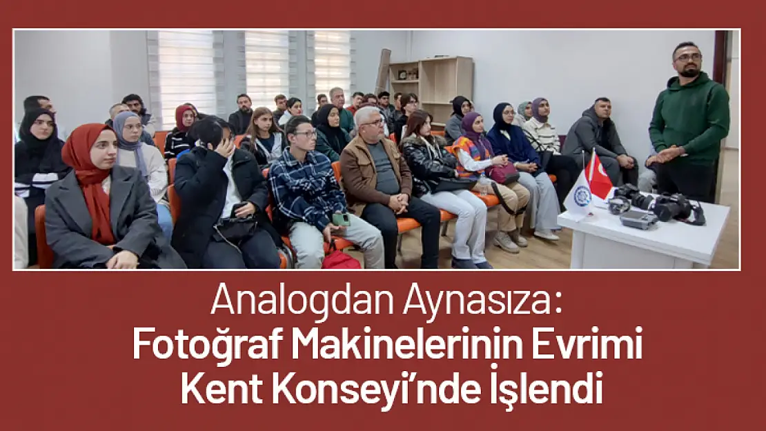 Analogdan Aynasıza: Fotoğraf Makinelerinin Evrimi Kent Konseyi'nde İşlendi