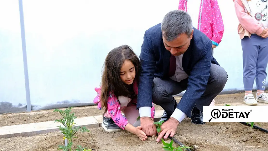 Anaokulu öğrencileri tarımla tanıştı