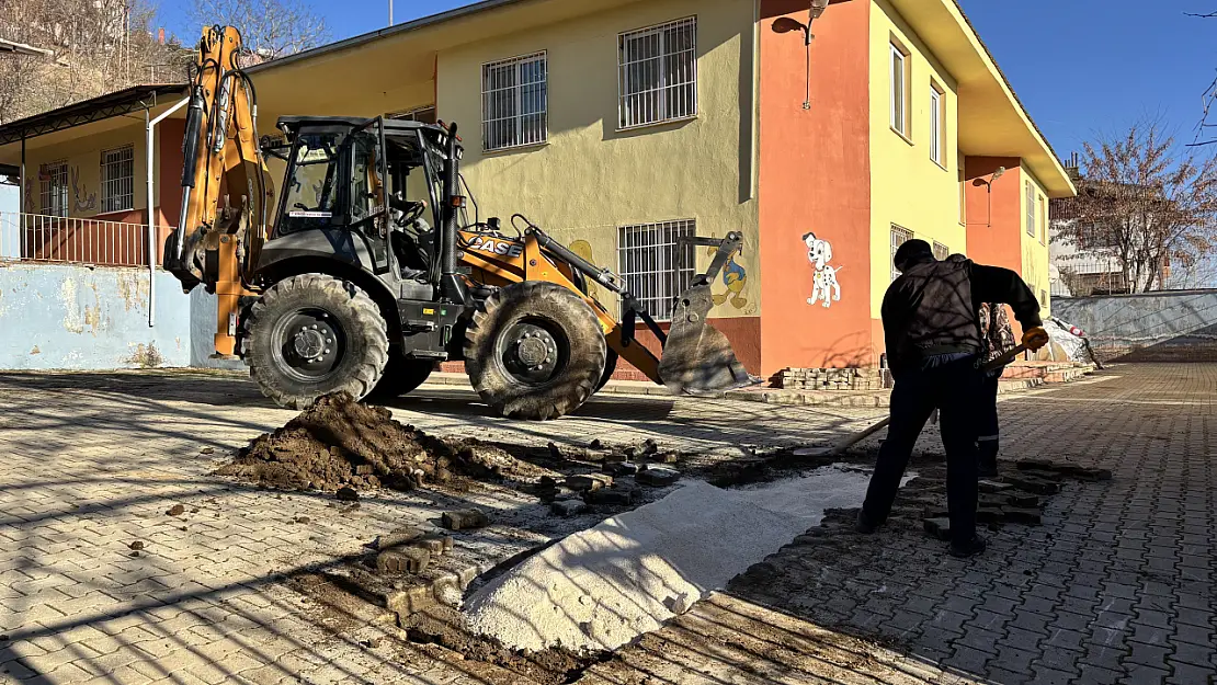 Arapgir'de Okullara Kış Bakımı: Öğrenciler İçin Daha Güvenli Bir Eğitim Ortamı