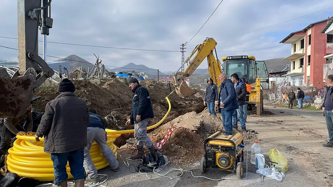 Arapgir İlçesinde  Doğalgaz Çalışmaları Hızla Devam Ediyor