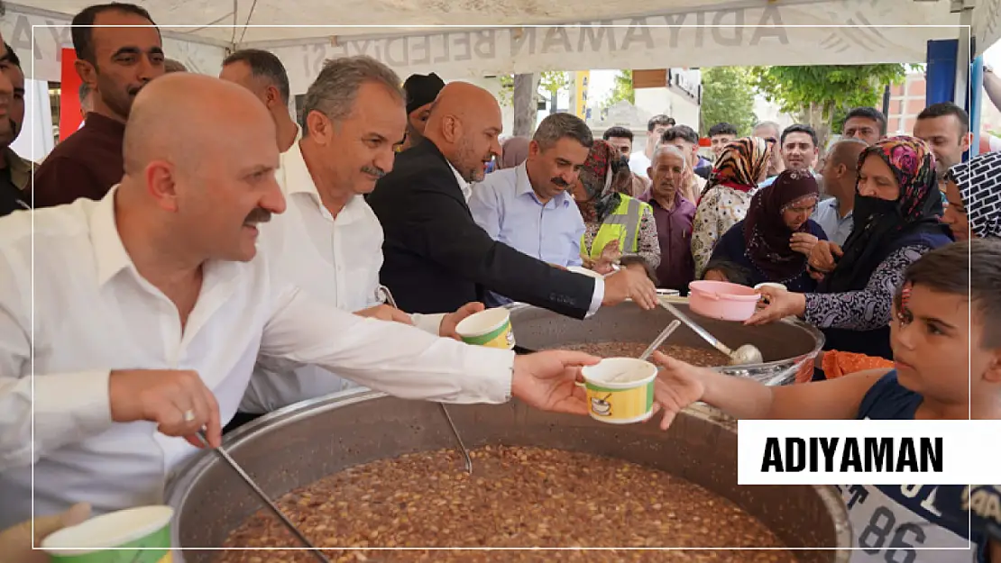 Başkan Kılınç' Tan Vatandaşlara Aşure İkramı