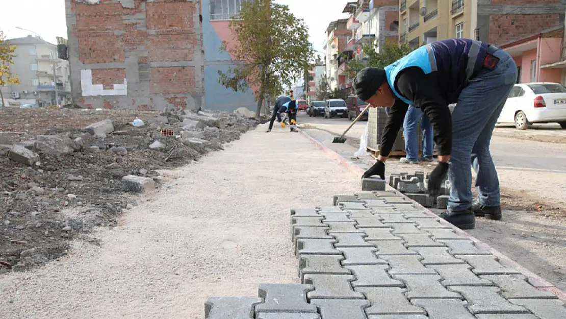 Battalgazi Belediyesi Depremin İzlerini Silmek İçin Çalışıyor