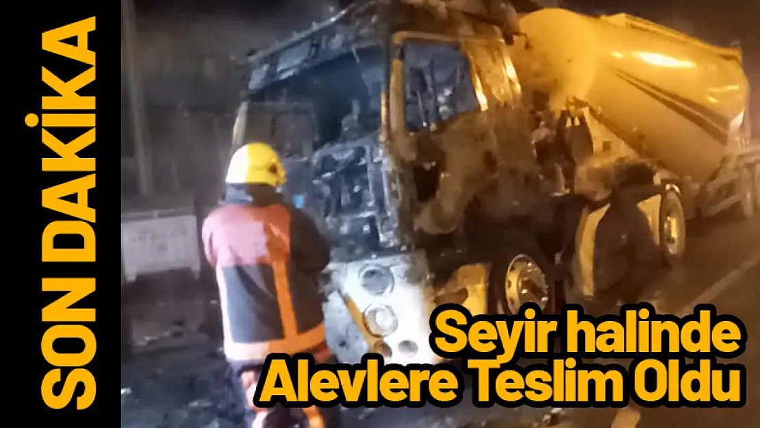 Elazığ Yolunda Seyir Halindeki Araç Alevlere Teslim Oldu