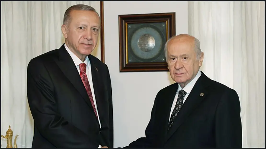 Erdoğan, Bahçeli'yi konutunda ziyaret etti.