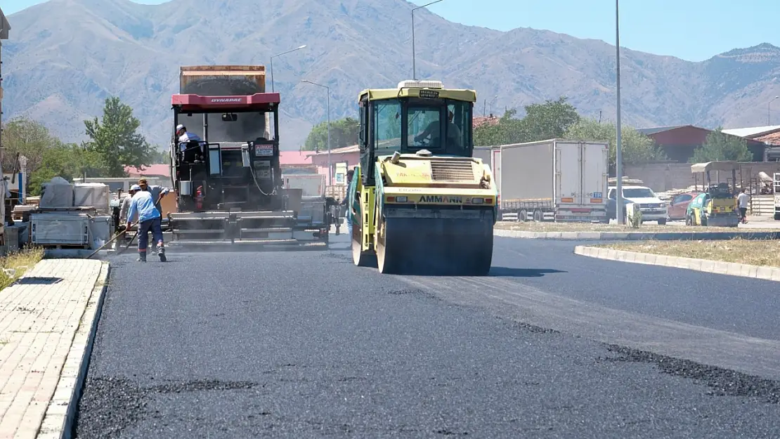 Erzincan Belediyesi Fen İşleri Müdürlüğü 2024 yılında da çalışmalarını aralıksız sürdürdü.