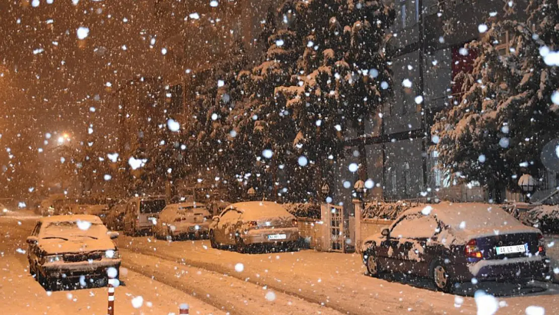 Evsizler,  pansiyon ve otellere yerleştirildi.