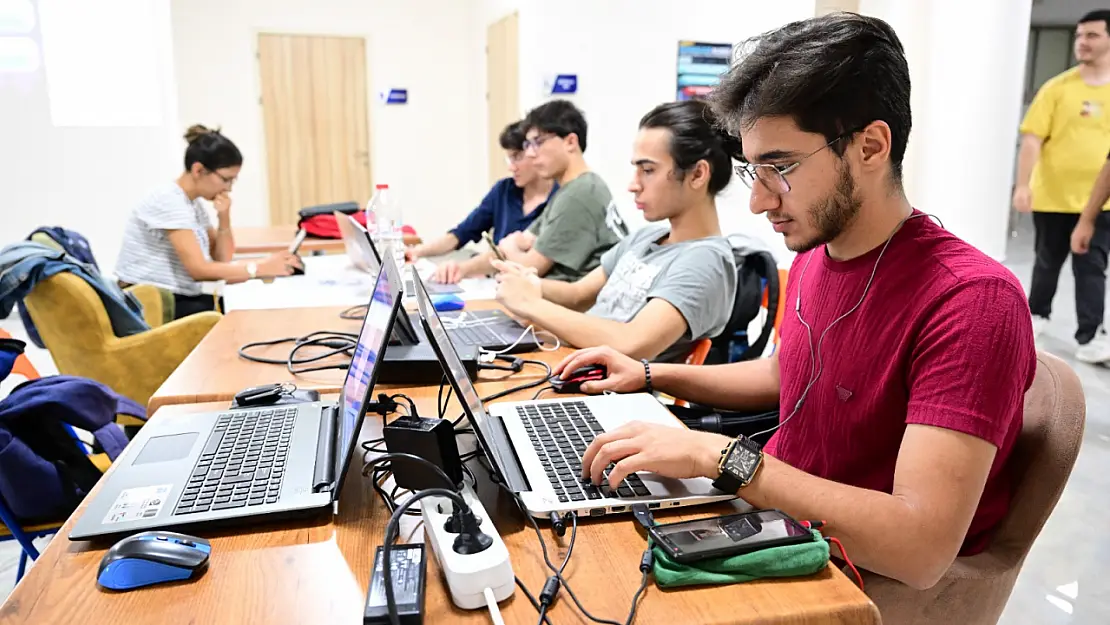 Gece Kodu etkinliği Türkiye'de 4'ncü şehir olarak Malatya'da hayata geçti...