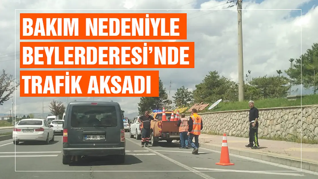 Gündüz yapılan bakım Beylerderesi Köprüsü'nde trafiği aksattı. 