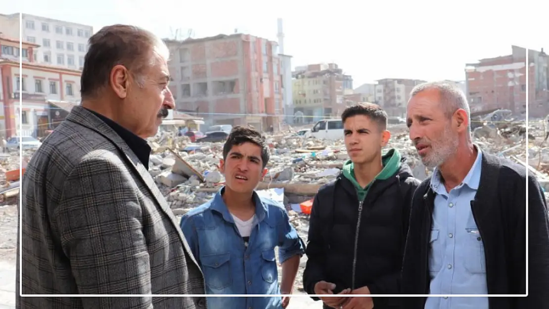 Malatya Çarşısının yapımına biran önce başlanılmalı.