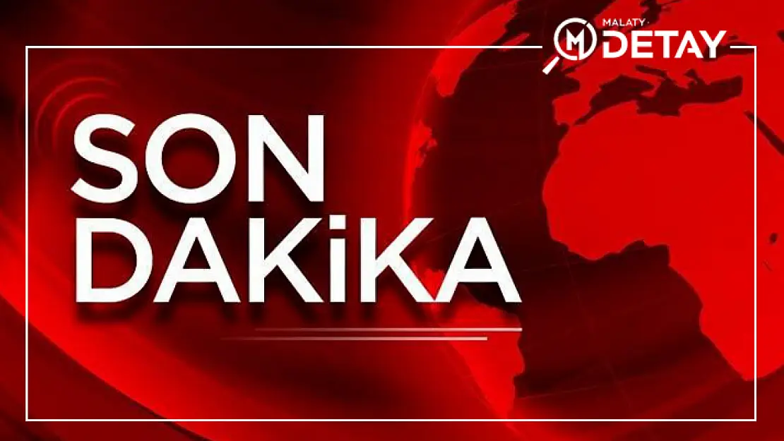 Malatya'da ağır hasarlı 4 katlı bina çöktü