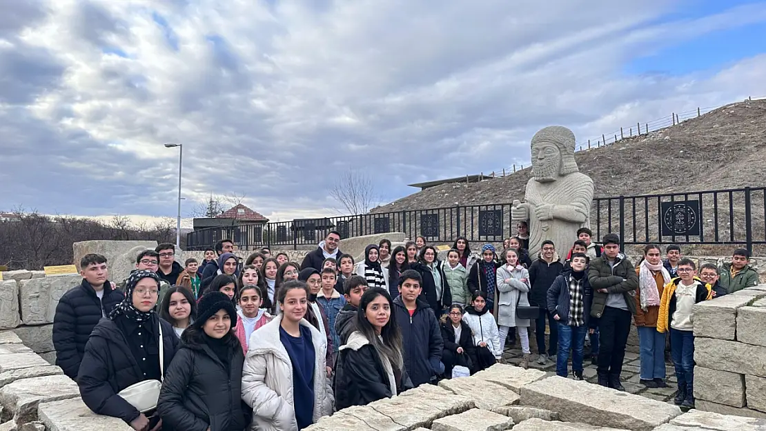 Malatya Gençliği Kültür Gezisiyle Buluştu