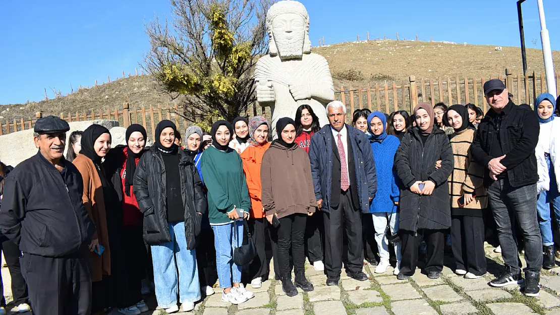 Malatya Kent Konseyi, Şehrin Kurulduğu Arslantepe'de