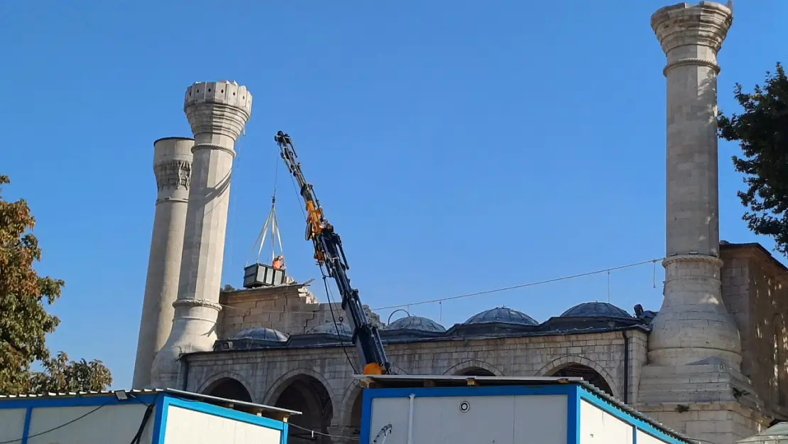 Malatya Yeni Cami'nin Yıkım İşleri Başladı...