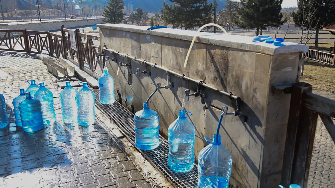 Paşabahçe Mesire Alanı'ndaki Tatlısu Çeşmeleri Yenileniyor!