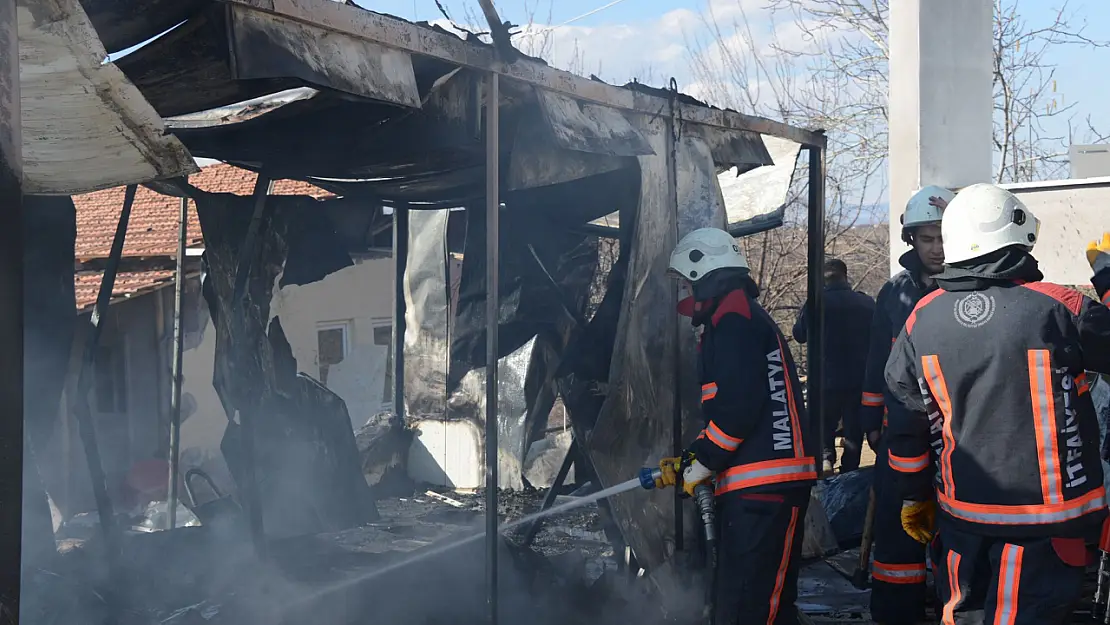 Şahnahan'da Konteyner Yangını: 1 Bebek Yaralı