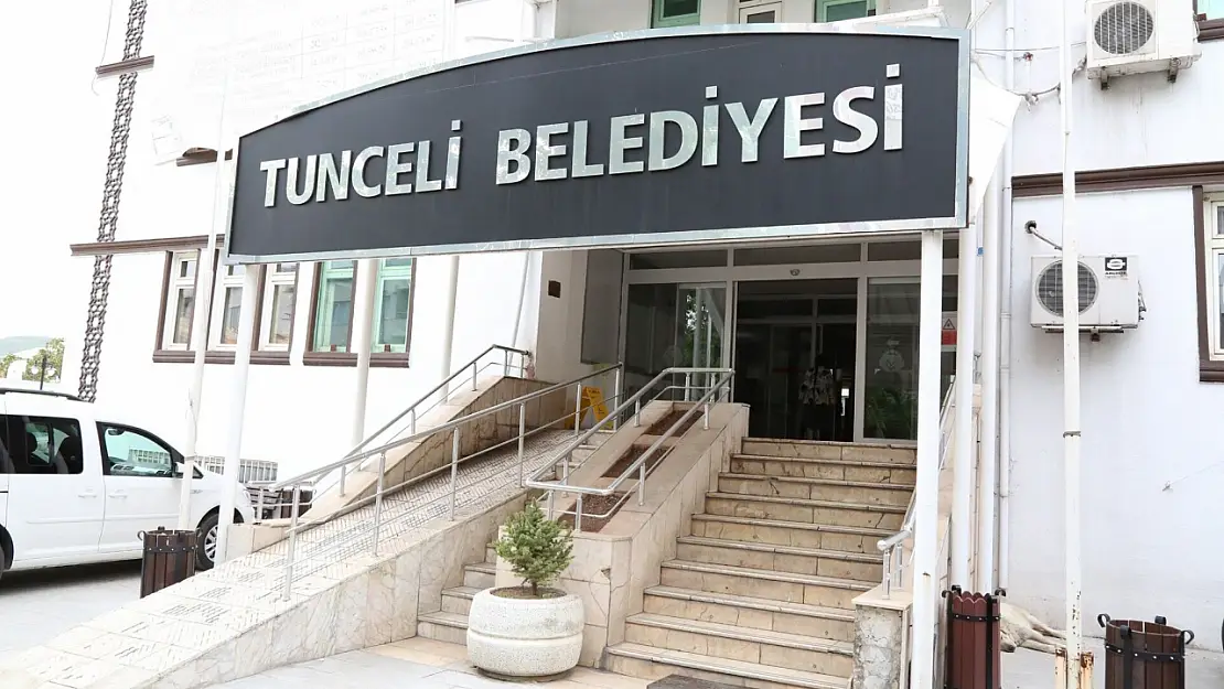 Tunceli ve Ovacık belediyelerine kayyum atandı