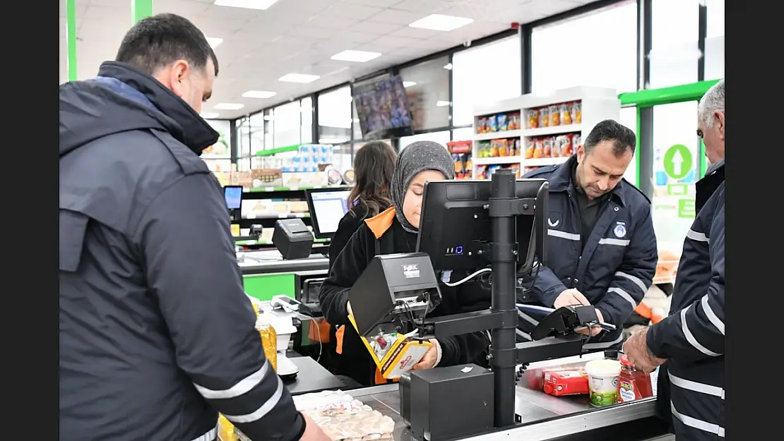 Yeşilyurt'ta Yılbaşı Öncesi Denetimler Arttı