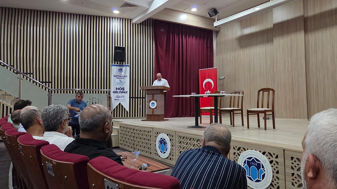 800 Lisanslı Sporcuya Ulaşan Kulüpte Bayrak Değişimi