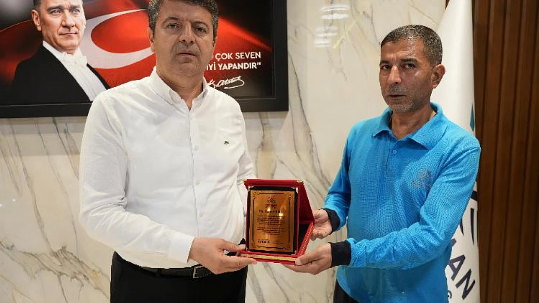 Adıyaman Belediyesi Personeli Naim Erdil'den Örnek Davranış
