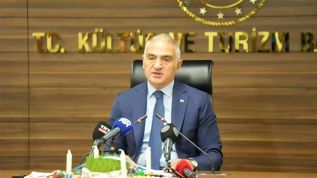 Bakan Ersoy: 'Türk Dünyası Özgün Kimliğiyle Güçlü Bir Özne Olacak'