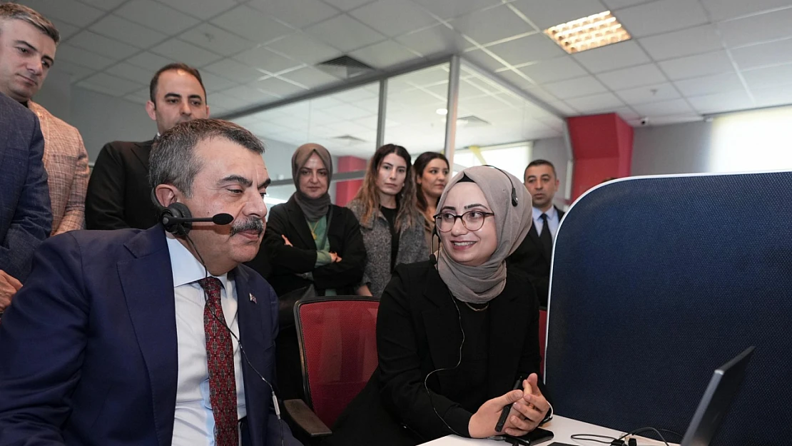 Bakan Tekin'den Van'da Anlamlı Ziyaret