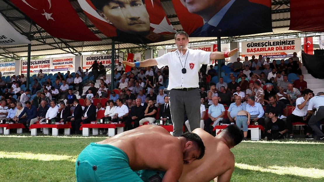 Darende'de 9 Sıklette Kıran Kırana Güreşler