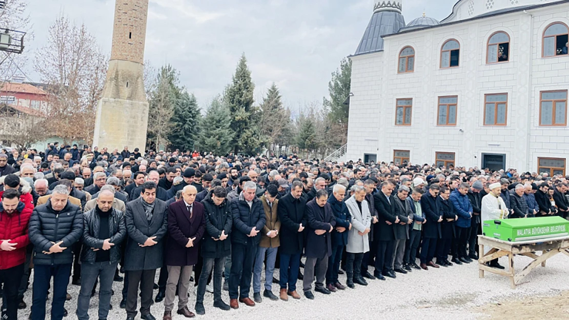 Eğitimci Murat Bilim Toprağa Verildi.