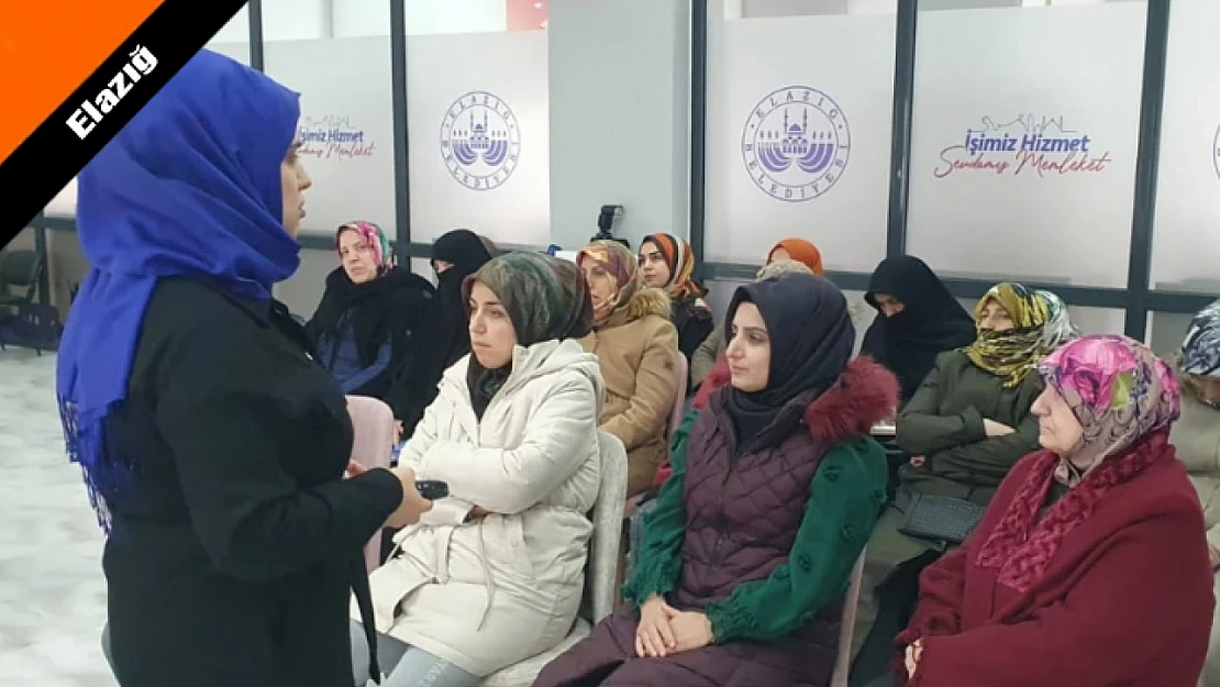 Elazığ'da Aile Danışma ve Eğitim Merkezi kapsamında  'Ailede Çocukla İletişim' Semineri Düzenledi