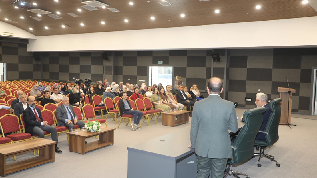 Elazığ Belediyesi'nden İnme Farkındalığına Yönelik Önemli Seminer