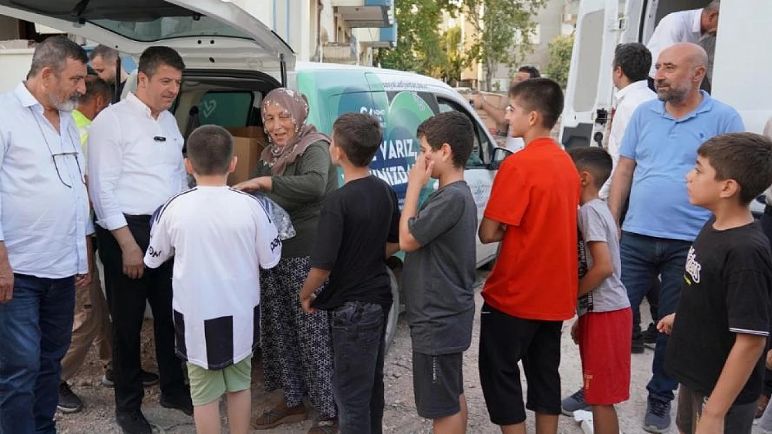 İmamoğlu'nun Adıyamanlı Hanım Teyze'ye Söz Verdiği Oyuncaklar Çocuklara Ulaştı