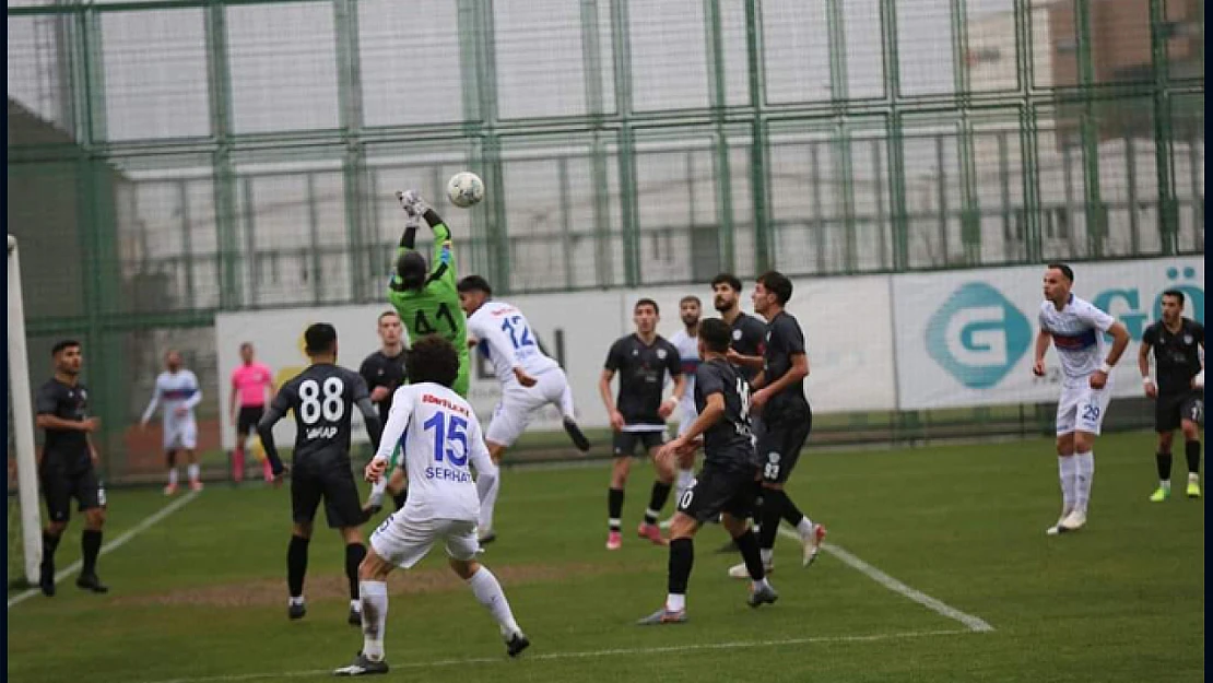 Malatya Arguvan Belediye Spor Deplasmanda Bursa Yıldırım Spor ile 3-3 berabere kaldı.