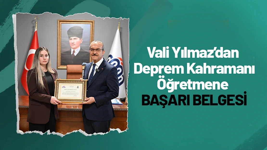 Malatya'da Deprem Kahramanı Öğretmene Başarı Belgesi