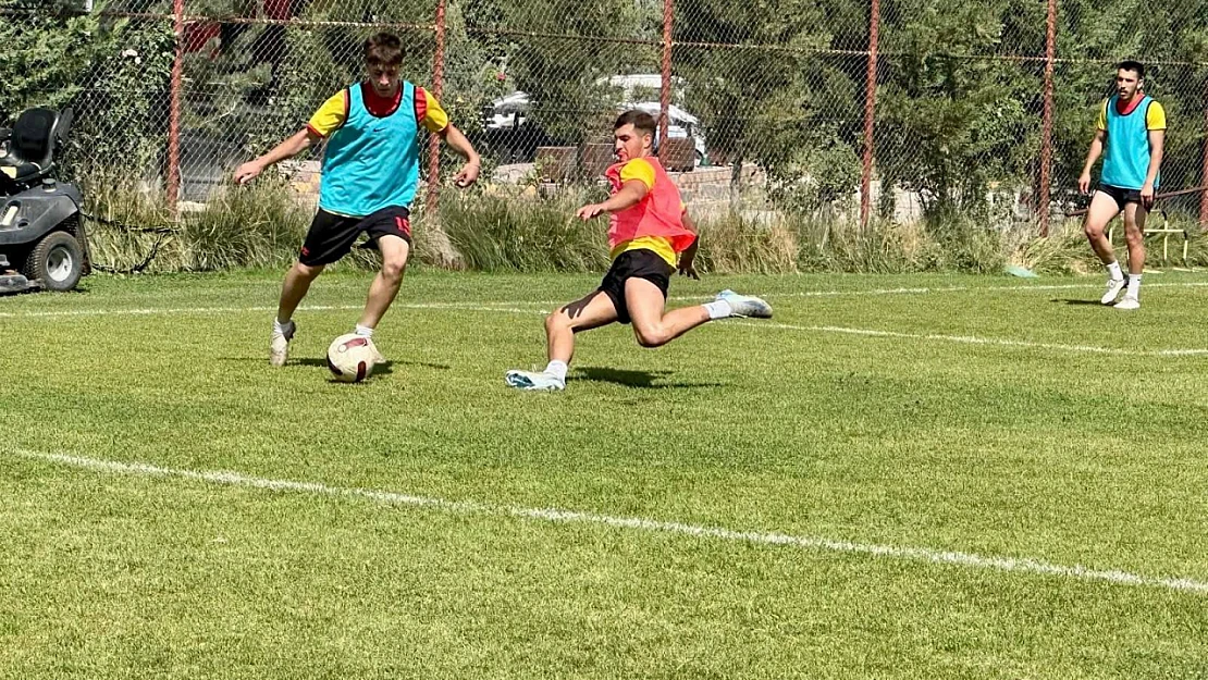 Tesisler Yetersiz, Gençler Umut Veriyor