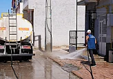 Camilerden Caddelere: Elazığ'da Titiz Temizlik Çalışması