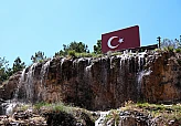 Sivas'ın Gözde Mesire Alanı Paşabahçe'ye Şelale Dokunuşu