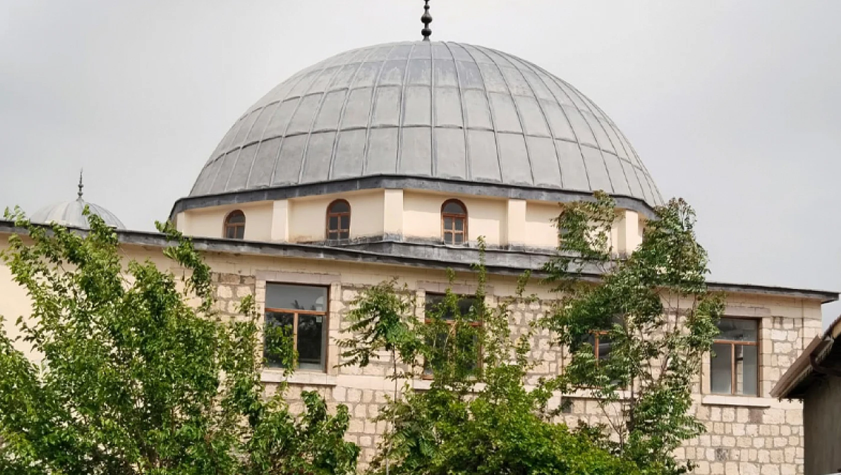 Akçadağ Merkez Çarşı Camii Restore Edilecek...