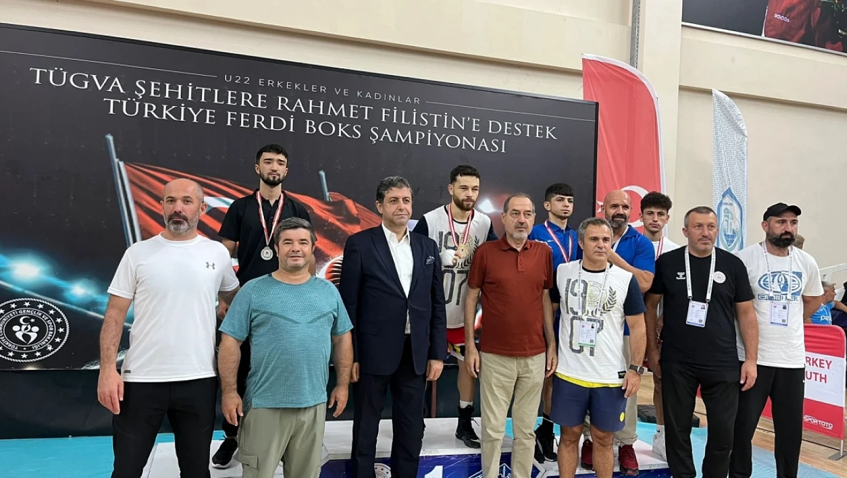 Elazığ Belediyespor Kulübü Sporcuları, Türkiye Şampiyonasında Bronz Ve Gümüş Madalya Kazandı