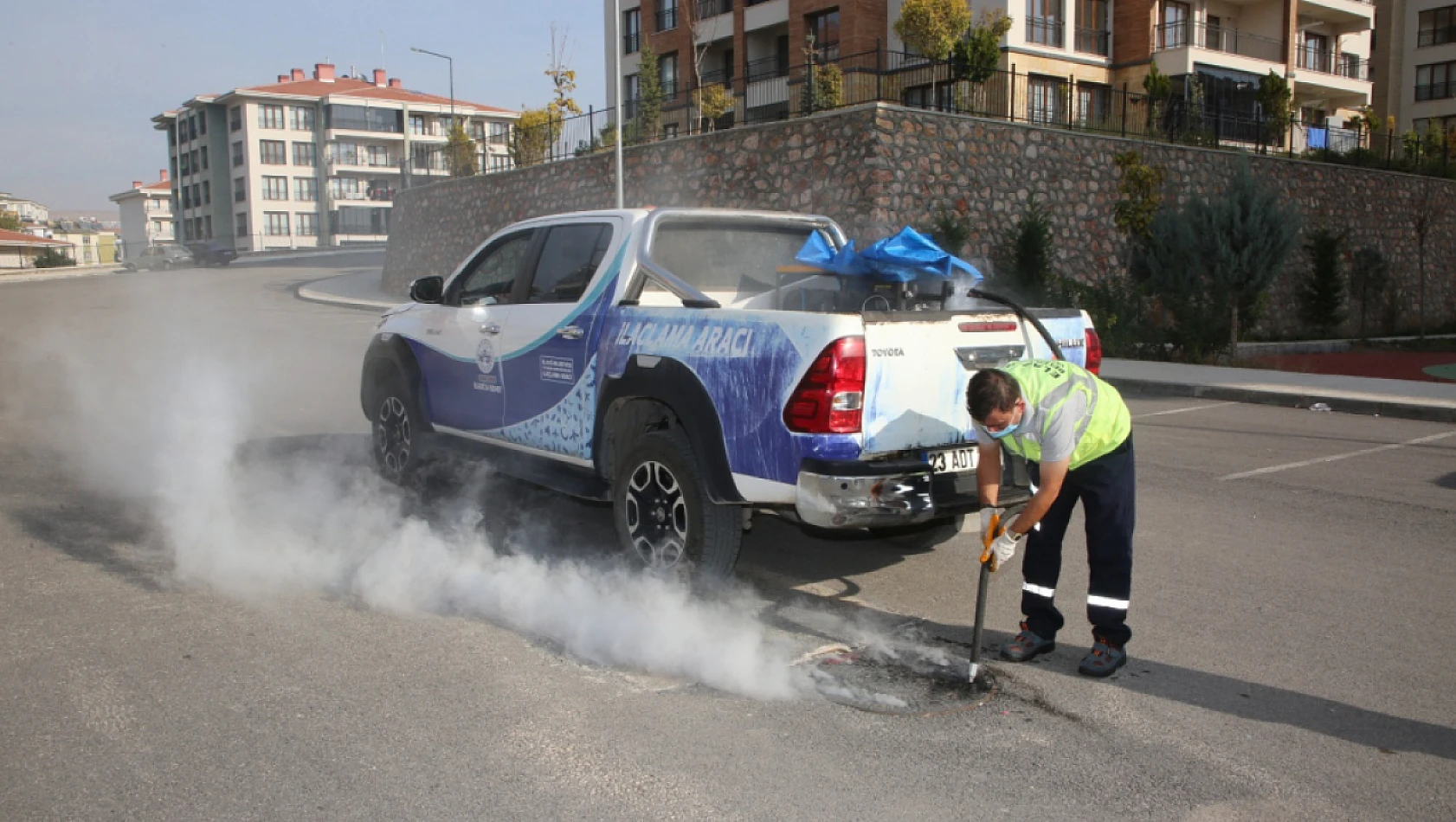 Elazığ'da İlaçlama Çalışmalarını Arttırıldı...