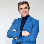 Dr. Hasan Batar