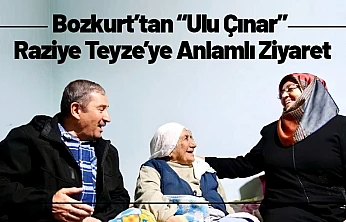 Başkan Bozkurt'tan 'Ulu Çınar' Raziye Teyze'ye Anlamlı Ziyaret