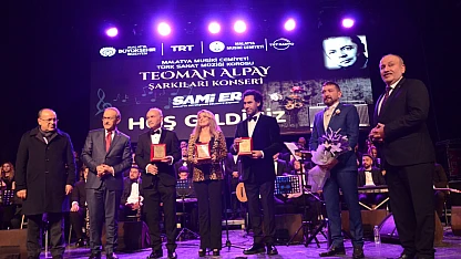 TRT Sanatçıları Malatya'da Teoman Alpay'ı Andı