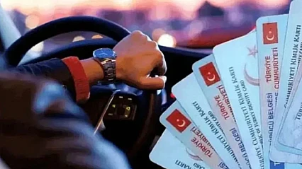 Ehliyet Yenileme Ücreti 15 TL'den 7 Bin 438 TL'ye Çıkıyor
