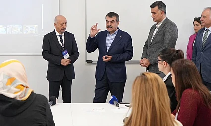 Bakan Tekin'den ODTÜ'deki Zekâ ve Yetenek Kongresi'ne Ziyaret