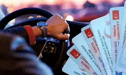 Ehliyet Yenileme Ücreti 15 TL'den 7 Bin 438 TL'ye Çıkıyor