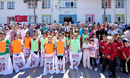 'Robot Değil, Çocuk Yetiştiriyoruz': Tekin'den Eğitimde Yeni Vurgular