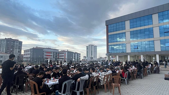 Geleceğe Yatırım: Eğitimcilerden Öğrencilere Ramazan Sofrası