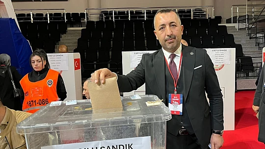 'Yeni Dönüm Noktası': YRP Malatya Teşkilatı Ankara'da Güç Gösterisi Yaptı